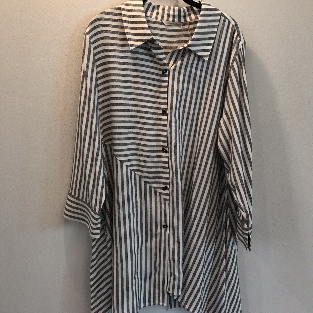 Soft Surroundings Button-up Tunic XL
